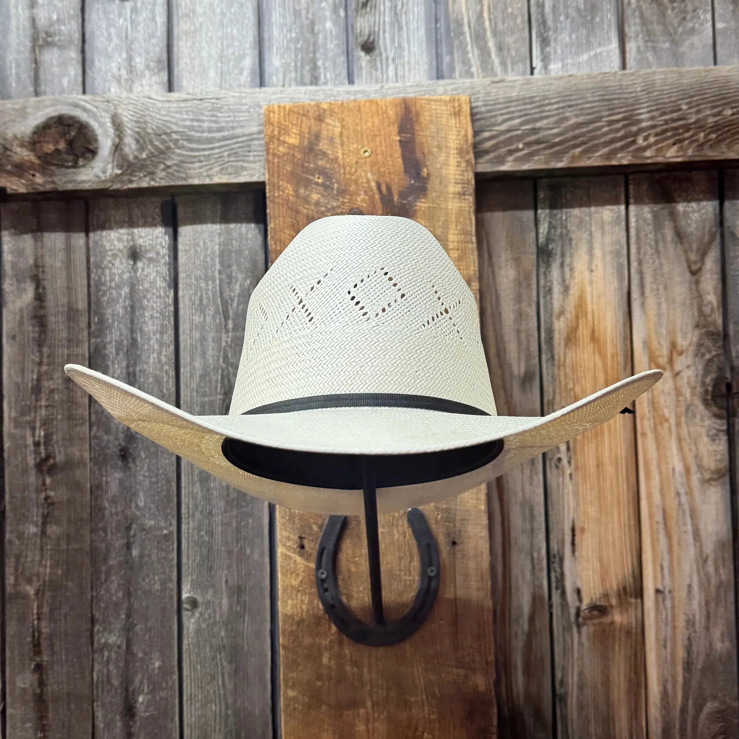 Twister Diamond X 4" Brim